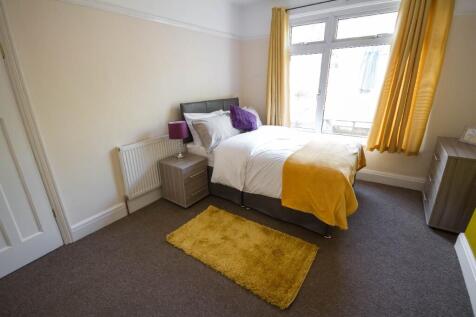 Gold Room &#64; £650pcm