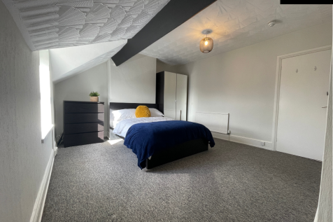 Room 5 @ £750 pcm