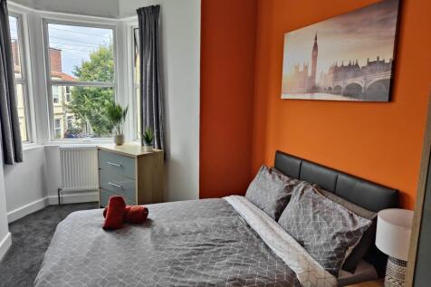 Room 4 @ £625 pcm
