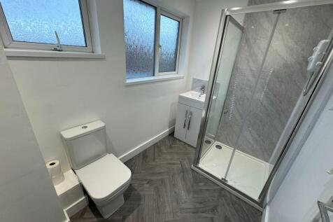 First Floor Bathroom