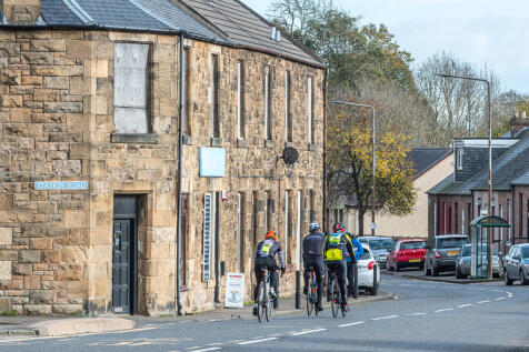 Caisteal Gardens Local Area