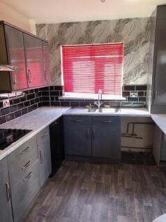 Kitchen3.jpg