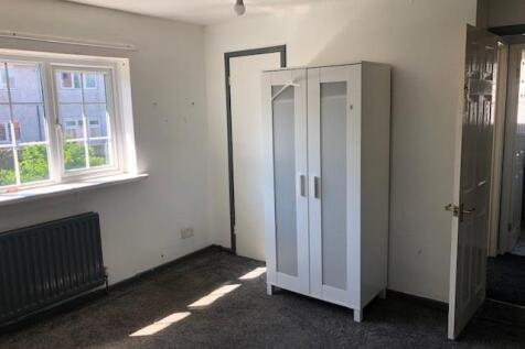 Main bedroom2.jpg
