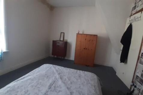Bedroom x.jpg