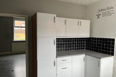 Kitchen2.jpg