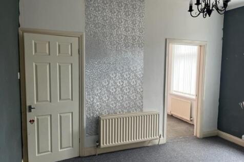 Livingroom3.jpg