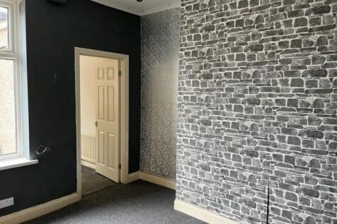 Livingroom4.jpg