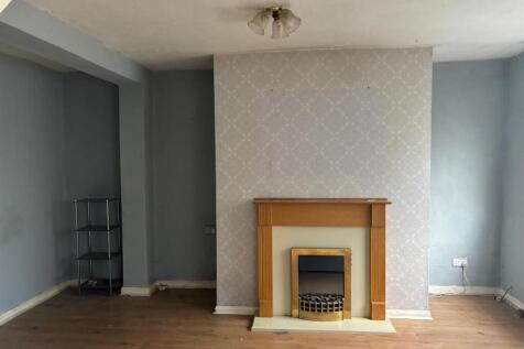 Living Room.jpg