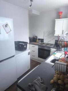 Kitchen (1).jpg