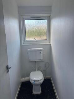 Toilet.jpg