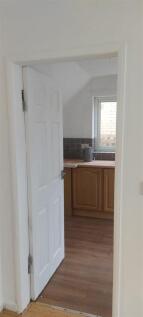 Kitchen (2).jpg