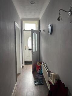 Hallway.jpg