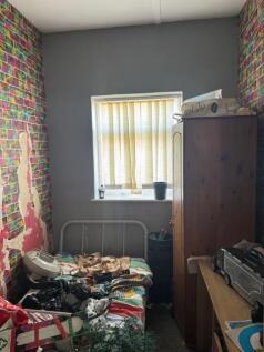 bedroom (3).jpg