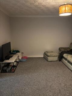 Living Room.jpg