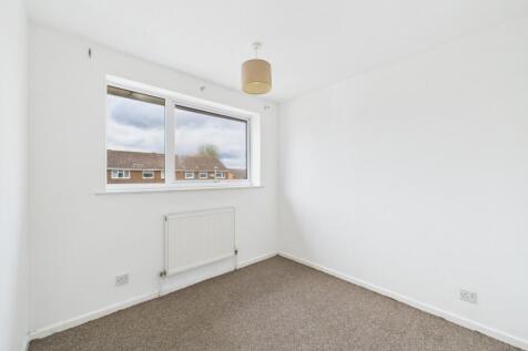 CAM01740G0-PR0366-STILL009