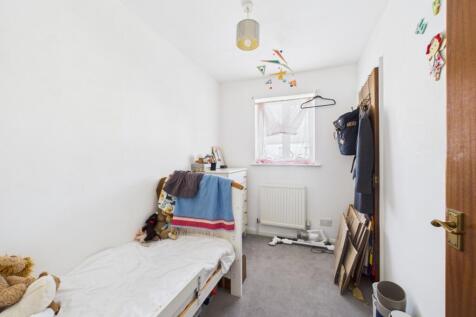 CAM01740G0-PR0451-STILL003