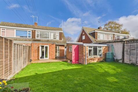 CAM01740G0-PR0465-STILL007