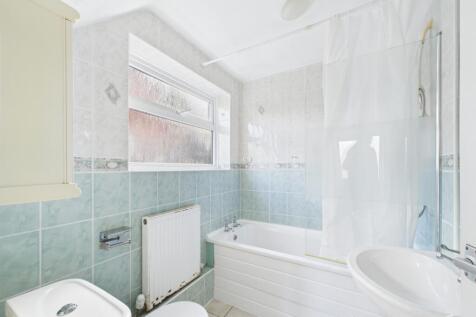 CAM01740G0-PR0465-STILL010