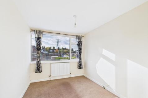 CAM01740G0-PR0465-STILL012