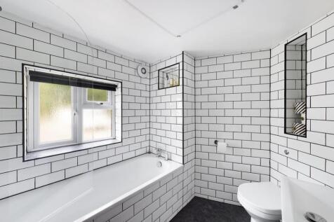 BATHROOM (2)