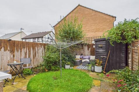 CAM01740G0-PR0461-STILL012