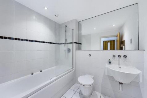 Lrg_CAM00560P1-PR0077-STILL01