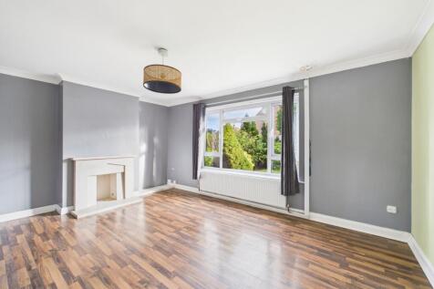 CAM01740G0-PR0482-STILL017