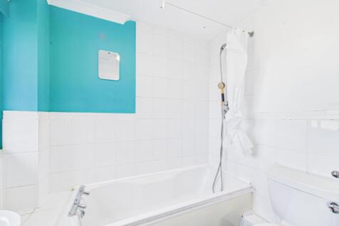 CAM01740G0-PR0482-STILL015