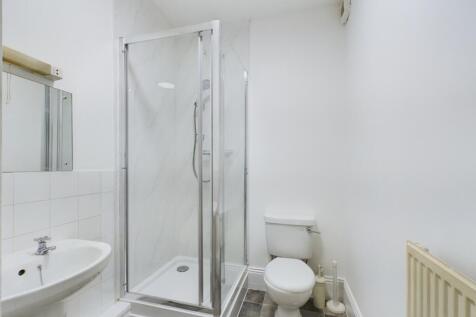 CAM01721G0-PR0071-STILL003