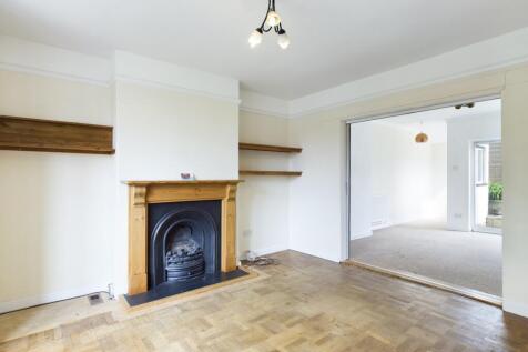 CAM00076P1-PR0104-STILL03