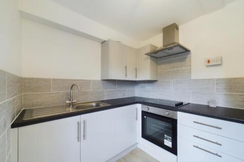 CAM01740G0-PR0086-STILL004