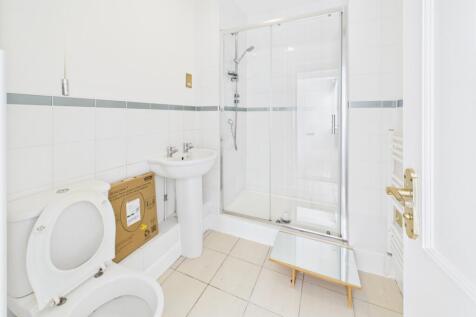 CAM01740G0-PR0391-STILL020