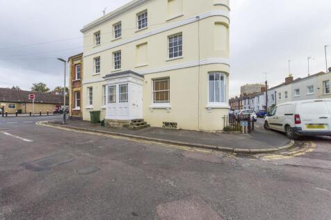 CAM00560P1-PR0052-STILL07