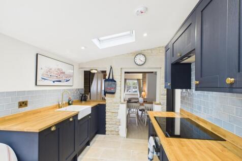 CAM01740G0-PR0445-STILL007