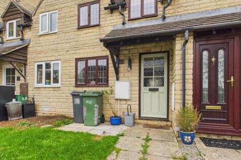 CAM01721G0-PR0102-STILL002