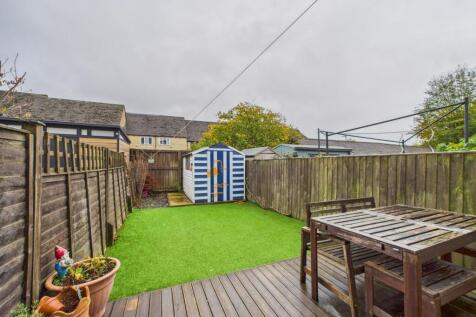 CAM01721G0-PR0103-STILL006