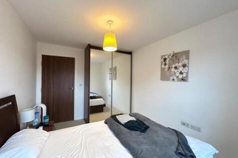 Bedroom 2.jpg