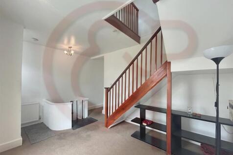 Entrance reception 1.jpg