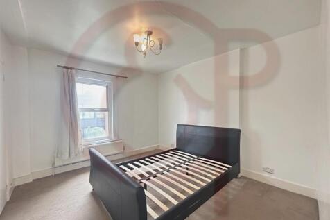 2nd bedroom 1.jpg