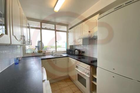 Kitchen 1.jpg