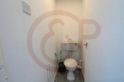 Toilet.jpg
