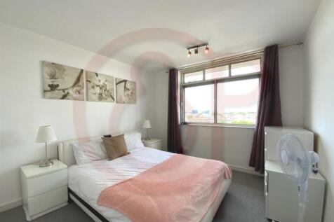 Bedroom 2-1.jpg