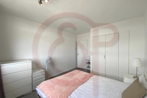 Bedroom 2-2.jpg