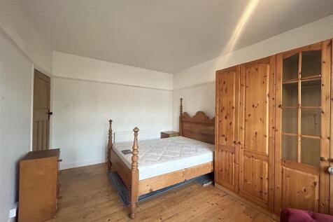 Room FFFL2.jpg