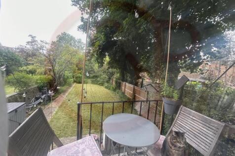 Communal garden.jpg