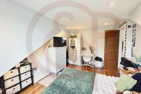 Bedroom 3-2.jpg