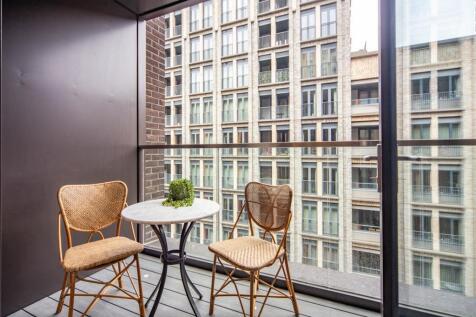 Balcony 1.jpg
