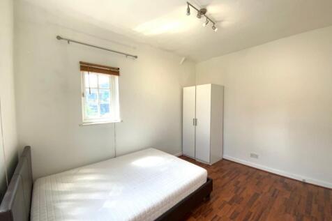 3rd bedroom 2.jpg