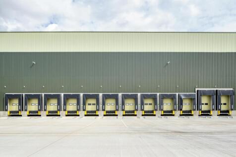 Horizon 7 docks yard.jpg