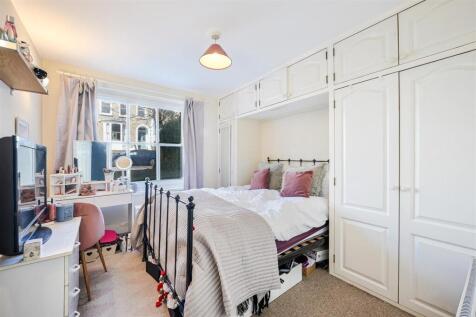Bedroom 2.jpg